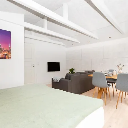 Idyllisk Med Plads Til 4-personer Apartment Hojbjerg