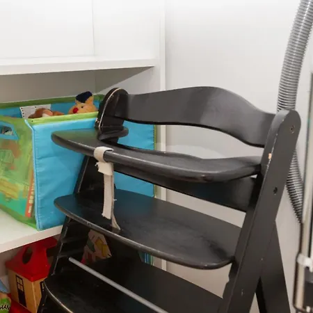 Apartment Idyllisk Med Plads Til 4-personer